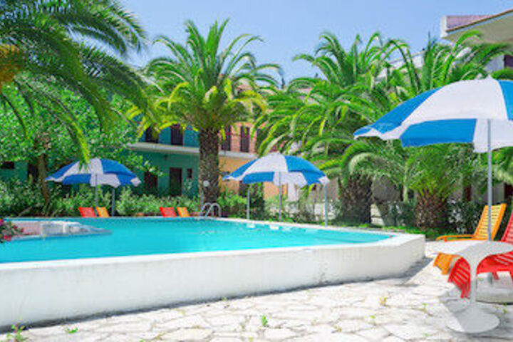 Pool 15 of 16