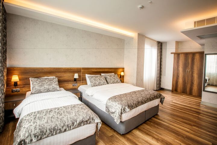 Room 15 of 58