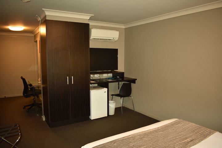Room 18 of 55
