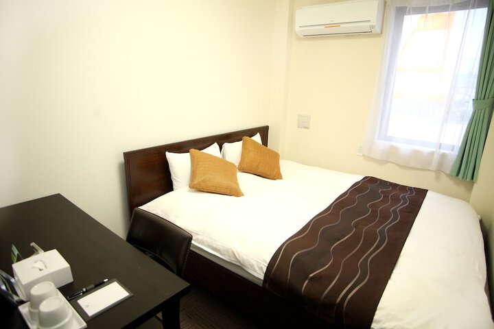 Room 10 of 58