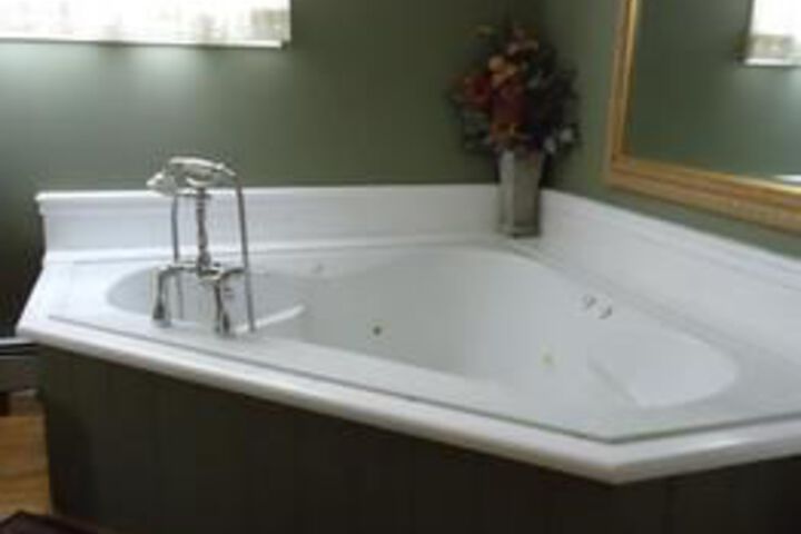 Jetted Tub