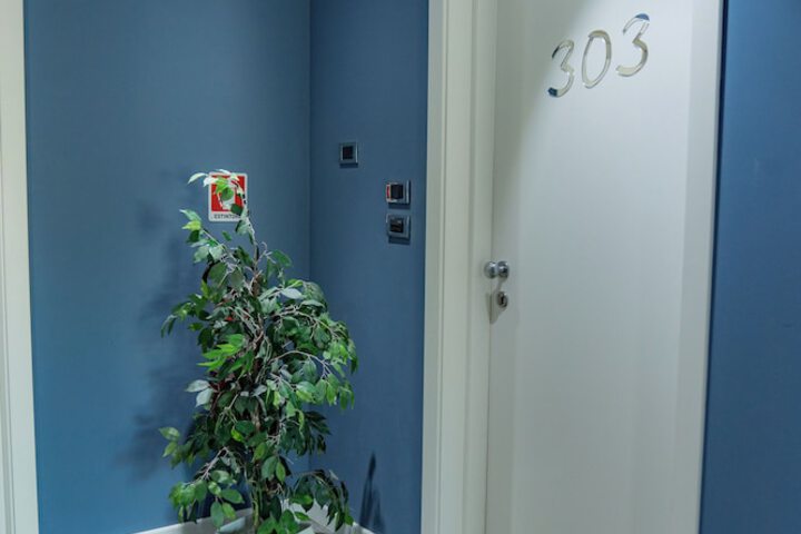 Room 18 of 52