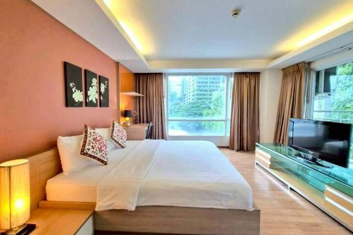 Room 20 of 52
