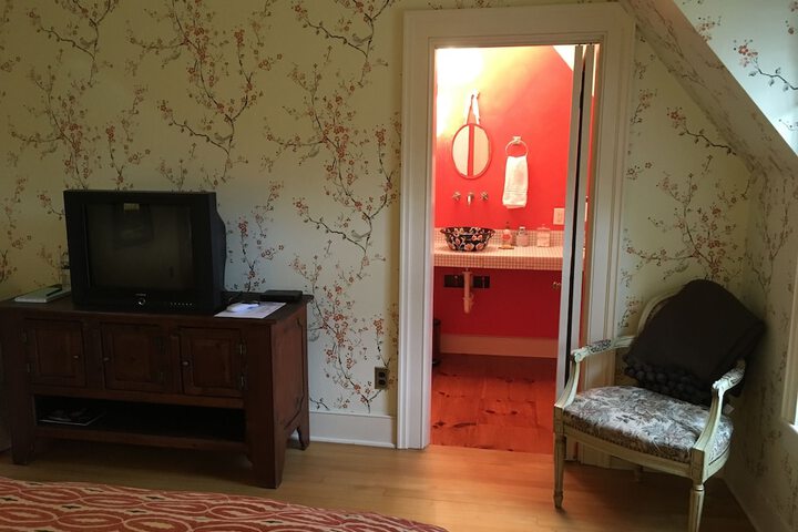 Room 26 of 48