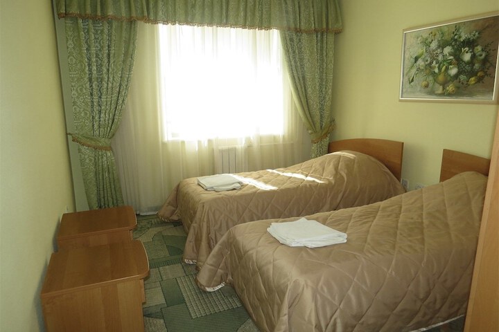 Room 21 of 38