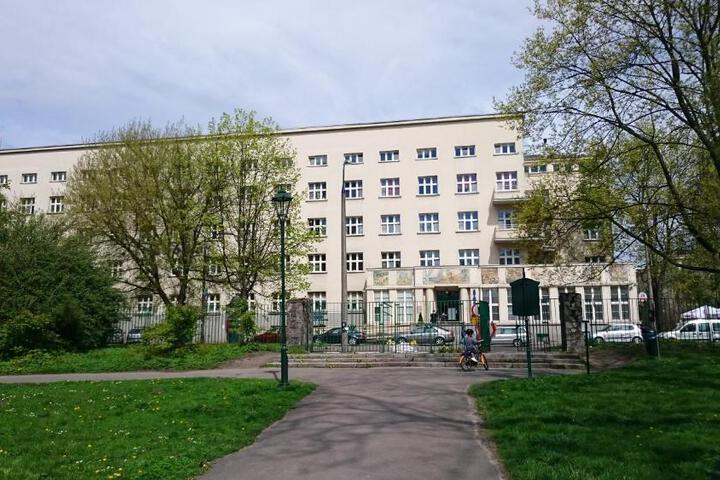 Exterior of Nawojka Hotele Studenckie