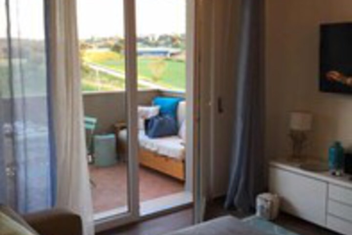 Room 47 of 104