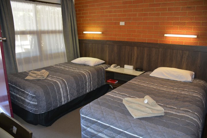 Room 17 of 83