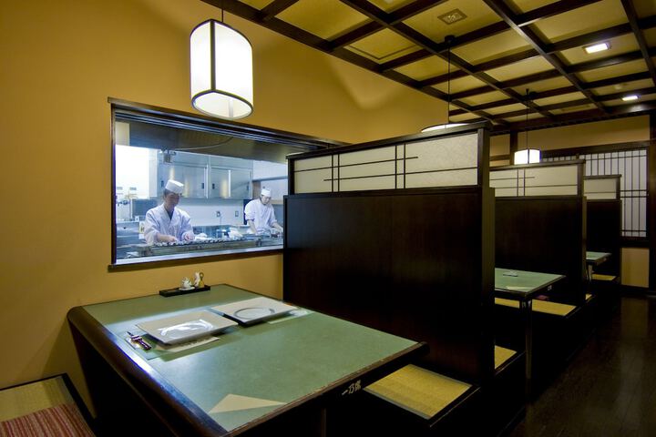 Dining Photos