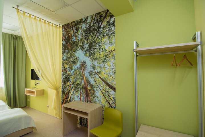 Room 18 of 92