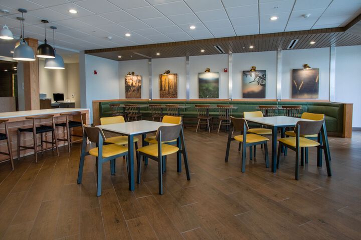 Breakfast area