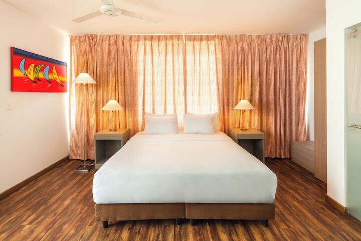 Room 15 of 69