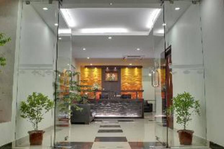 Hotel Cloud 9 Residency