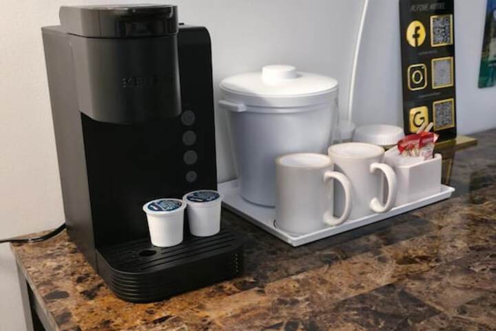 Breakfast/Coffee Service 13 of 26