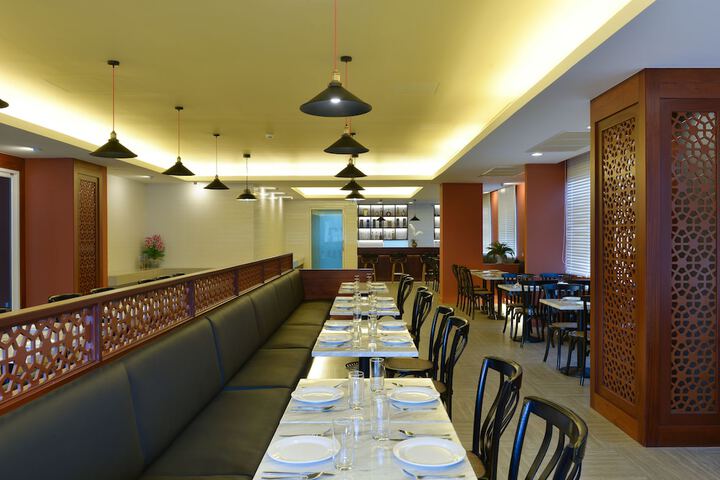 Dining 73 of 108
