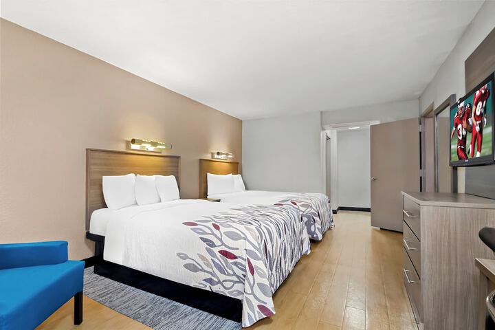 2 Double Beds (2 of 11)