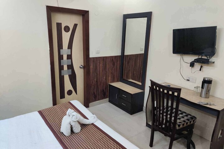 Room 18 of 30
