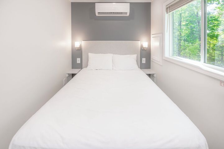 Room 2 of 25