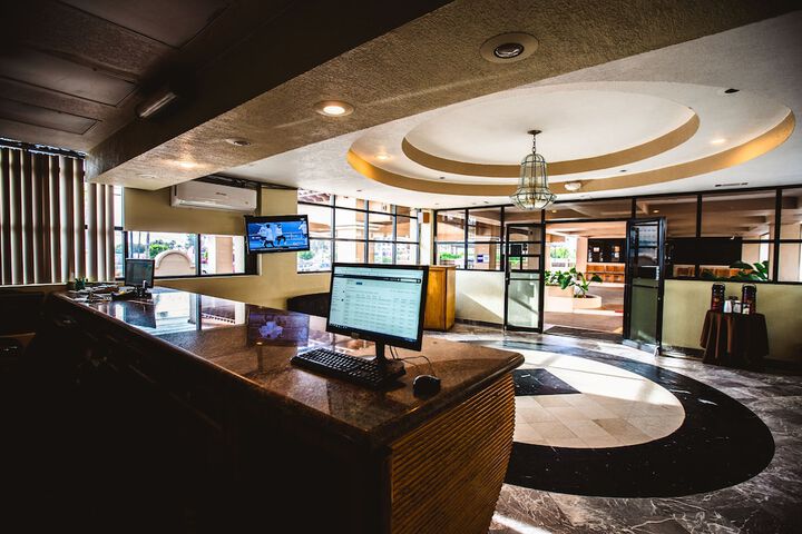 Hotel Lobby