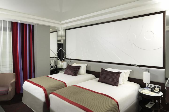 Room 44 of 116