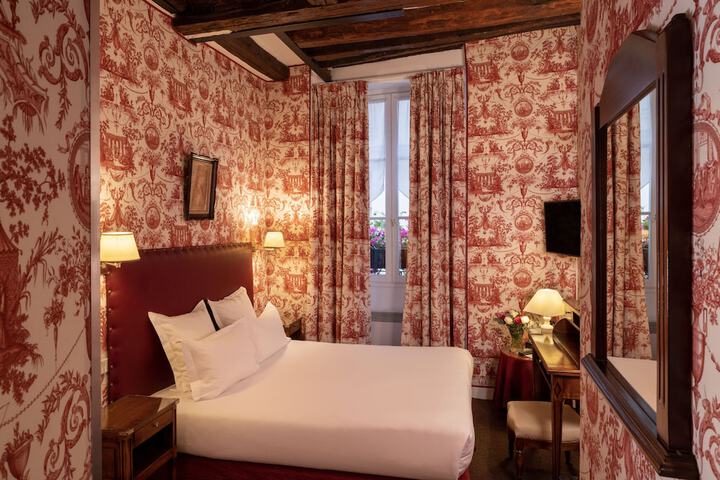 Room 12 of 41