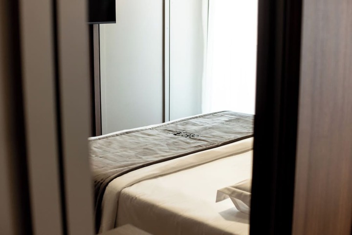 Room 41 of 114