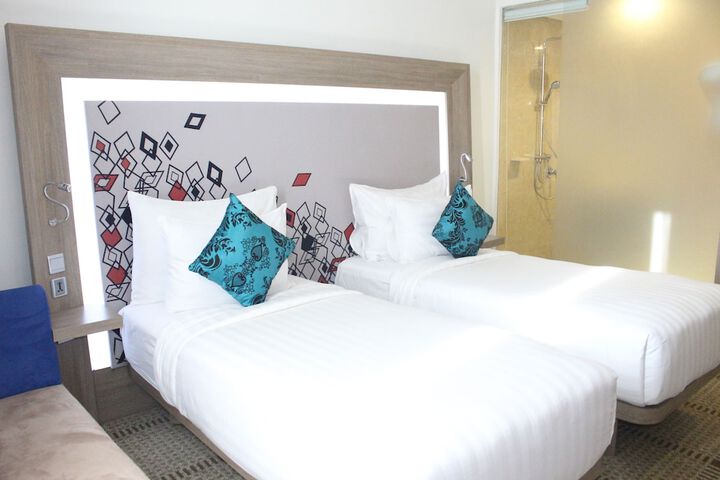 Room 7 of 71