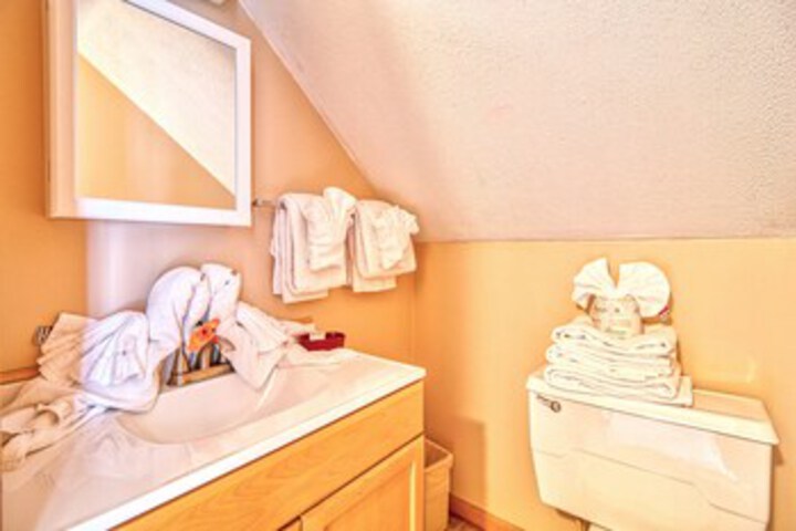 Room 6 of 42