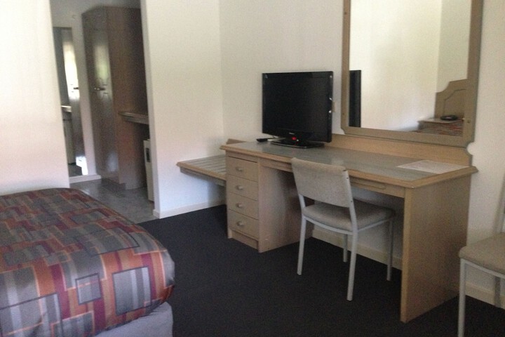 Room 7 of 41