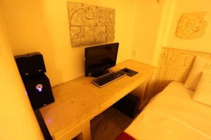 Room 54 of 61