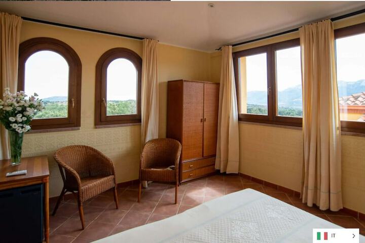 Room 8 of 45
