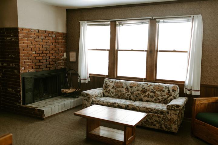 Room 80 of 167
