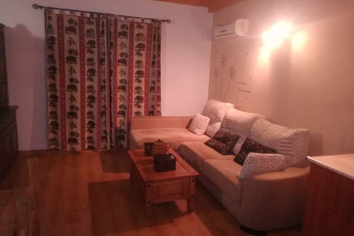 Room 21 of 40
