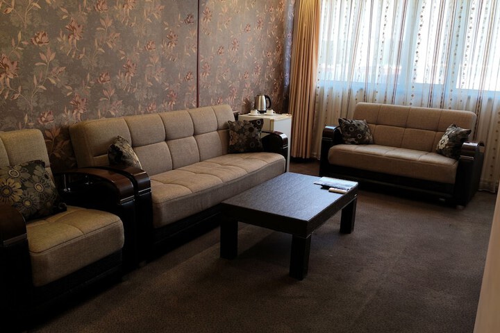 Room 113 of 164
