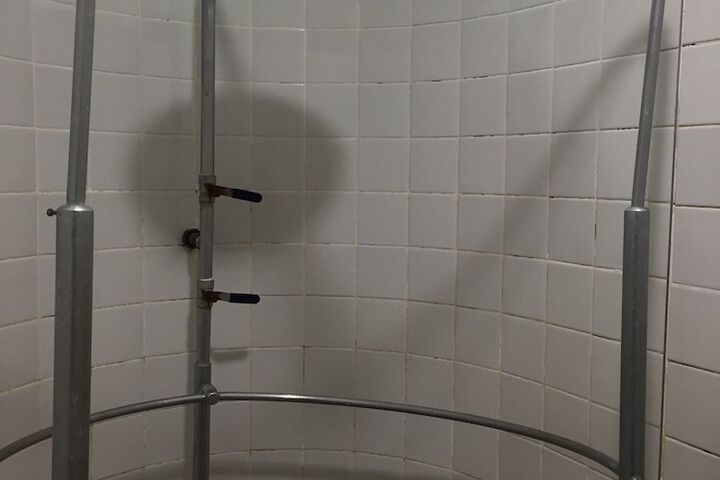 Room 111 of 487
