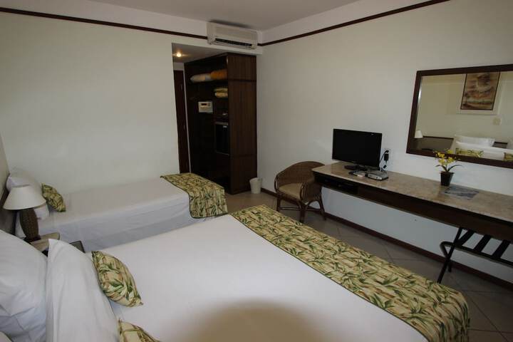 Room 6 of 36