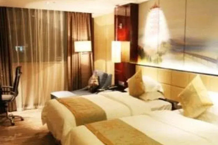 Room 4 of 11