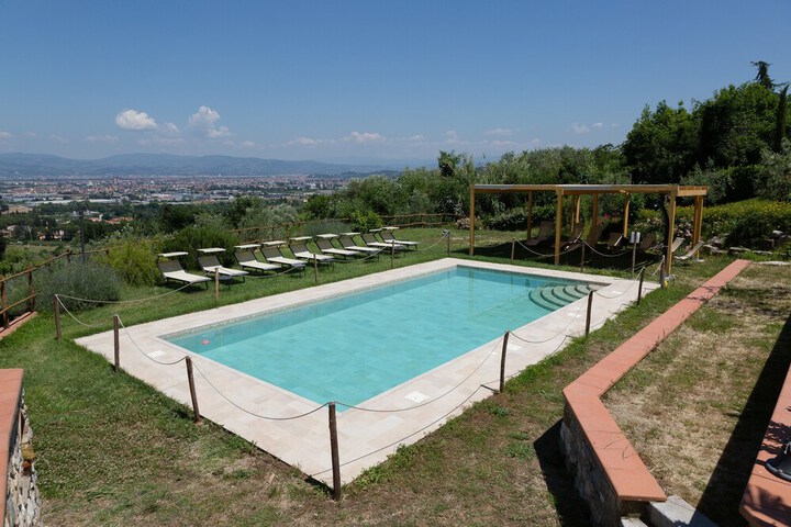 Pool 42 of 55