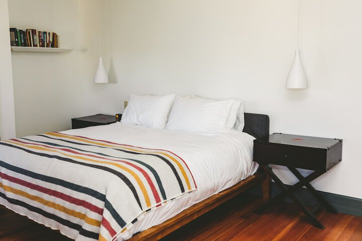Room 25 of 79