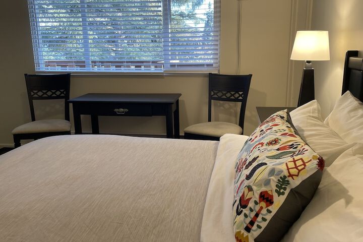 Room 22 of 74