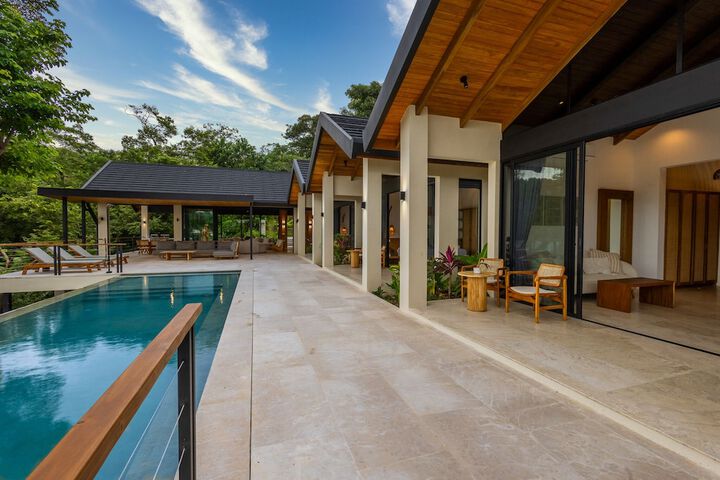 Pool 18 of 23