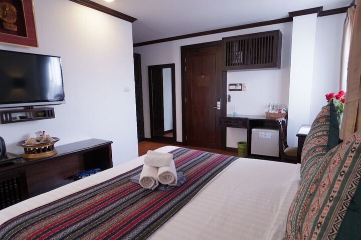 Room 27 of 139