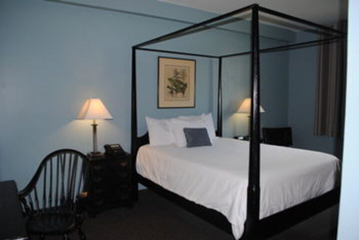 Room 40 of 91