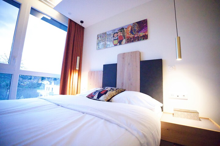 Room 36 of 94