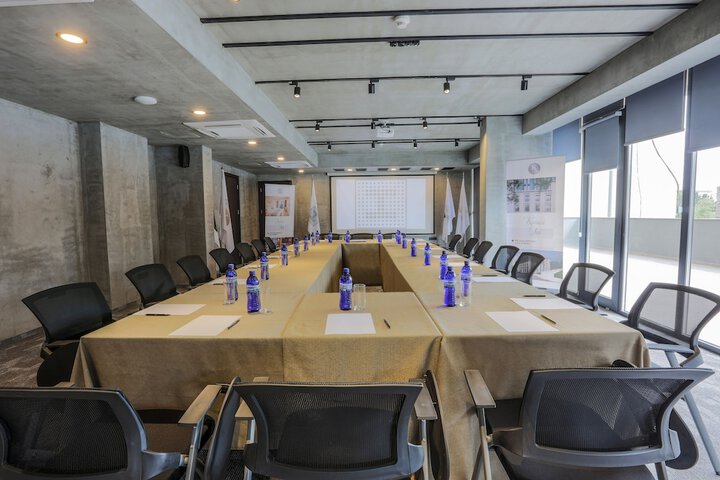 Meeting 52 of 61