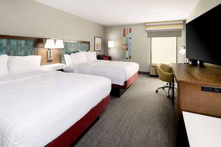 2 Double Beds (3 of 16)