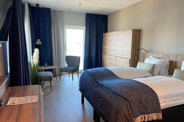 Room 8 of 14
