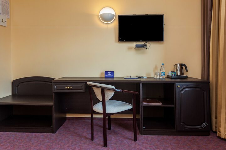 Room 31 of 65