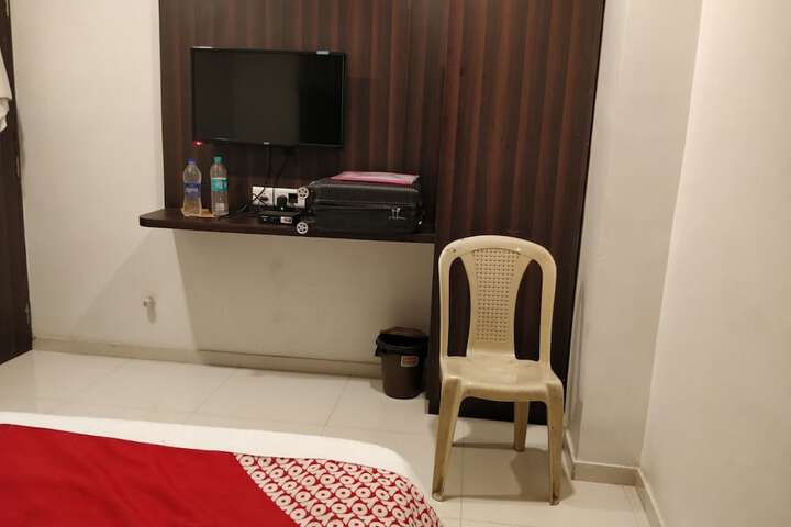 Room 16 of 21