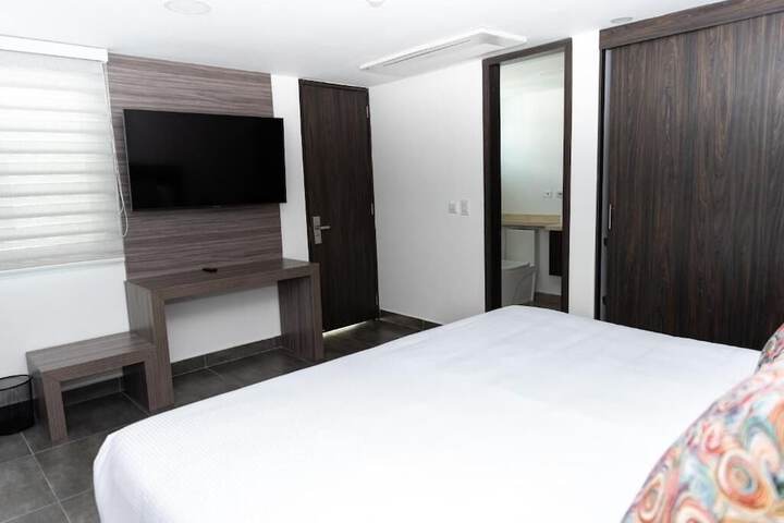 Room 20 of 35